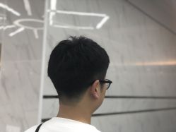 -秦·专注剪发