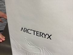 -ARC'TERYX始祖鸟(北京王府中环店)