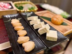 芝士鱼豆腐-湊湊火锅·茶憩(打浦桥日月光店)