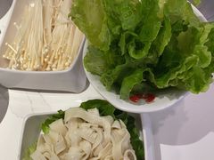 -七欣天香辣蟹火锅(闵行浦江欢乐颂店)