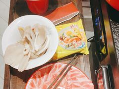 -醉董牛川派鲜肉自选火锅(烟台店)