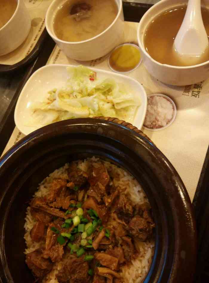 依立香饭(伦教店)-"经常来的,熟客啦,服务态度很好,一蚊的茶.