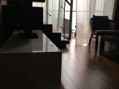 -深圳隐秀山居酒店