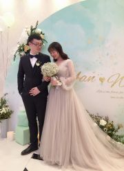 -艾米丽婚纱礼服