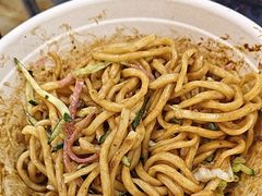 -黑八私房老北京炸酱面