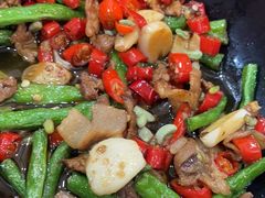 -湖南人家湘菜馆(镇江路店)