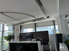 -杭州中升之星奔驰4S店(滨江店)