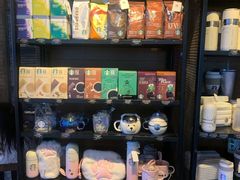 零售区-星巴克臻选(深圳皇庭广场分店)