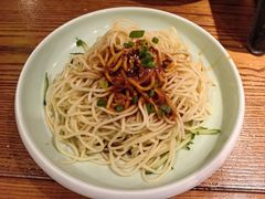 秘汁麻酱拌凉面-管氏翅吧(台湾街店)