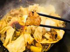 炖柴鸡-屯老二农家铁锅炖·行业领军者(梅江店)