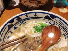 -鑫花溪牛肉米粉(东环大润发店)