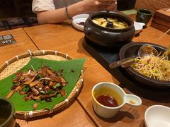 -云海肴·汽锅鸡·云南菜(天山百盛优客店)