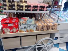 -85度C(生甜甜圈研究工坊·上海局门店)