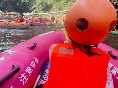 -安吉龙王山峡谷漂流