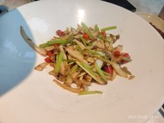 -七十七号厨房·新派江西菜(滨湖店)