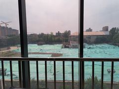 -天幕新彩云国际影城(激光巨幕店)