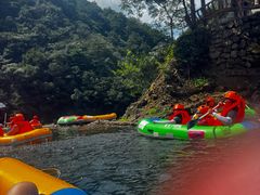 -安吉龙王山峡谷漂流