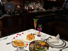 -Mogul Eatery·大亨餐酒馆