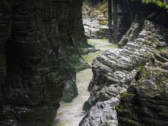 -蝶舞清江·恩施地心谷景区