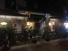 -泡桐树街