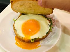 爆蛋菠萝包-禄興記香港大排档(歌斐中心店)