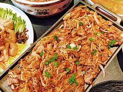 -红东阁东北菜烤肉酒馆(CROSS万象汇店)