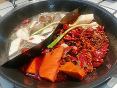 -贰回巷火锅馆(钟楼店)