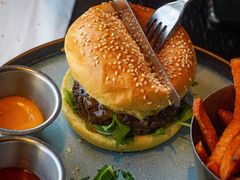 鹅肝芝士和牛汉堡-bluefrog蓝蛙(恒隆广场店)