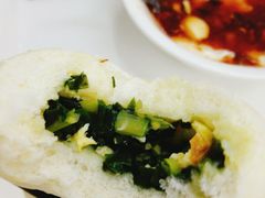 韭菜馅包子-护国寺小吃(和平西街店)