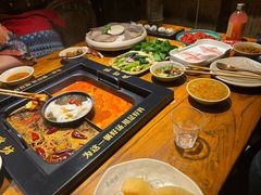 -老牌坊云南鱼豆花火锅(嵩山店)
