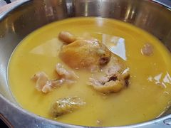 -鲜入围煮花胶鸡海鲜火锅