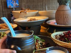 -吃饭皇帝大土家民族菜(正大广场店)