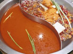 -沸炉重庆老火锅(军事博物馆店)