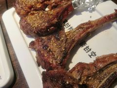 苏尼特金质烤羊排-三个蒙古大叔羊肉串(大宁店)
