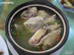 草鸡面筋煲-得意楼蒸菜馆