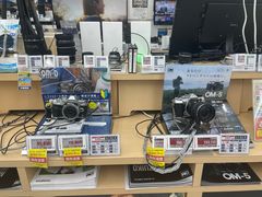 -Bic Camera (难波店)