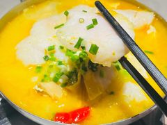 酸菜小鱼-渝是乎川渝小炒(新世界百货望京店)