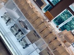 -银座仁志川·生吐司专门店(香港广场店)