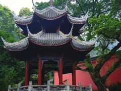 -峨眉山报国寺