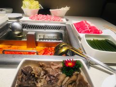 -海底捞火锅鲜切牛肉主题店(长寿路店)