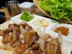 烤五花肉生菜-京玉菲饭店(李村店)