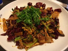 -拿渡·水煮鱼麻辣香锅(王府井奥莱·香江小镇店)