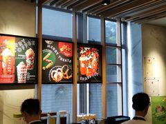 大堂-星巴克(汾阳路店)