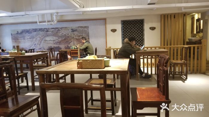 老清朝包子铺(开明街店)大堂图片
