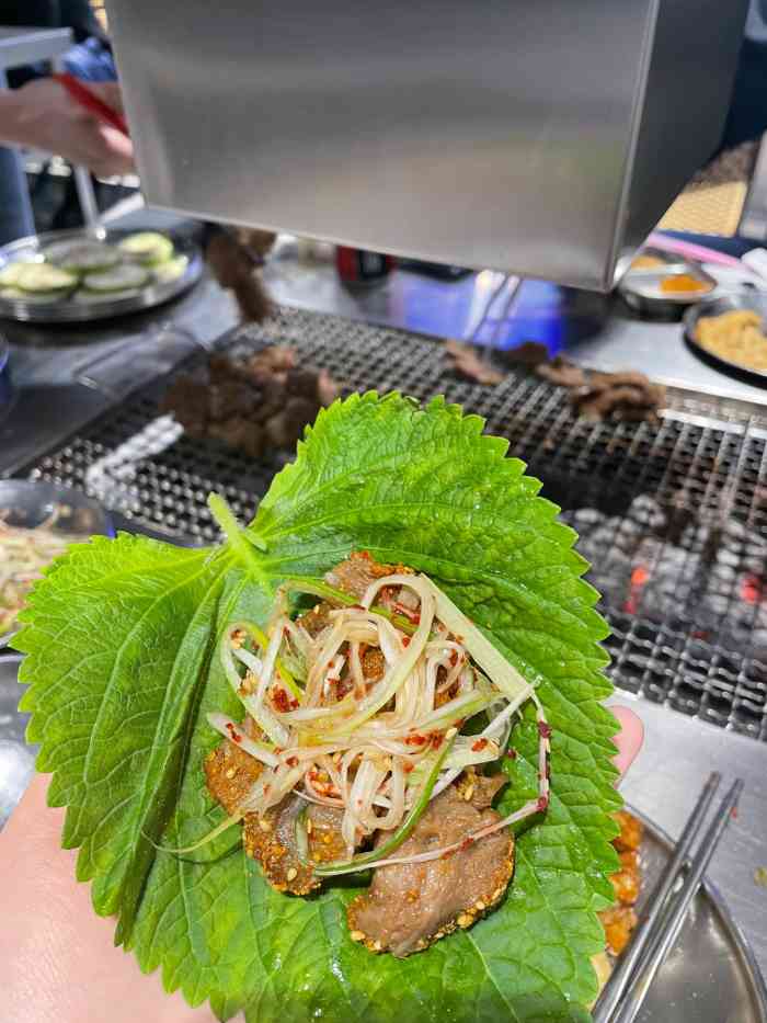路边烤牛肉-"从菜品到服务整体在哈尔滨中端餐厅里非常赞.