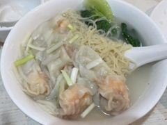 鲜虾云吞面-玲又珑美食(盘福路店)