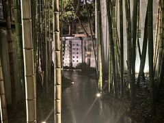 -穹六人间 people 6(岳阳路店)