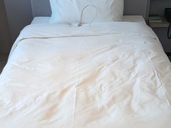 -上海虹桥中心爱琴海亚朵S酒店