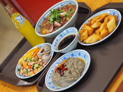 -门框胡同百年卤煮(新街口店)