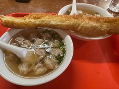 -张阿三馄饨店